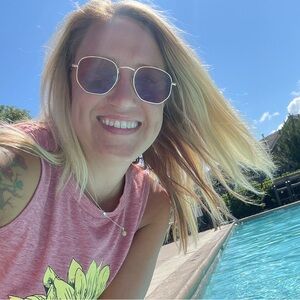 Meet your Posher, Kelsey